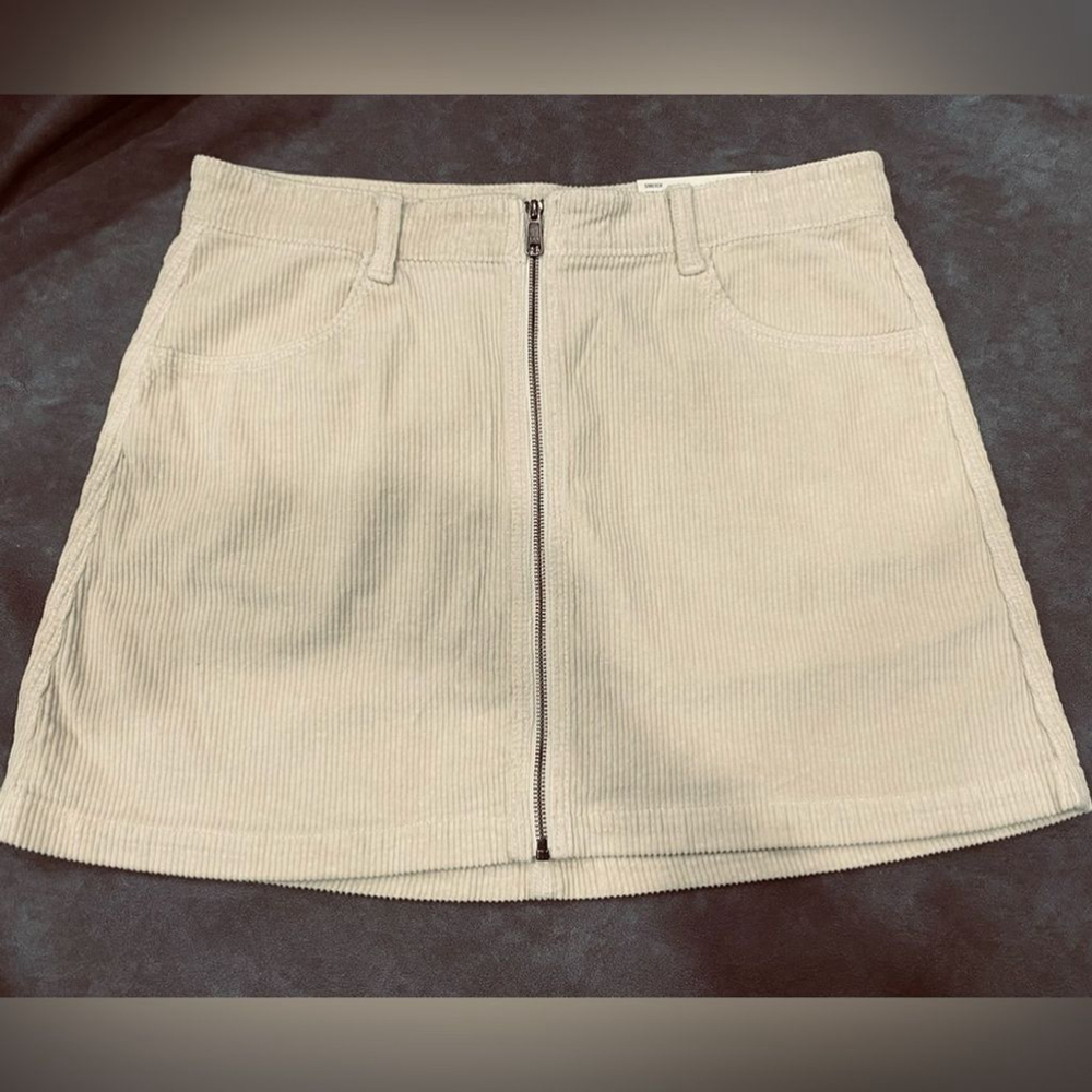 NWT American Eagle High Waisted Corduroy Cream Zip-up Mini Skirt - Size 14